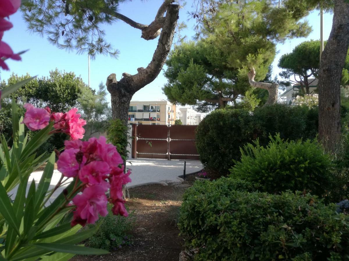 Villa Mariolina Guest House Бари Экстерьер фото