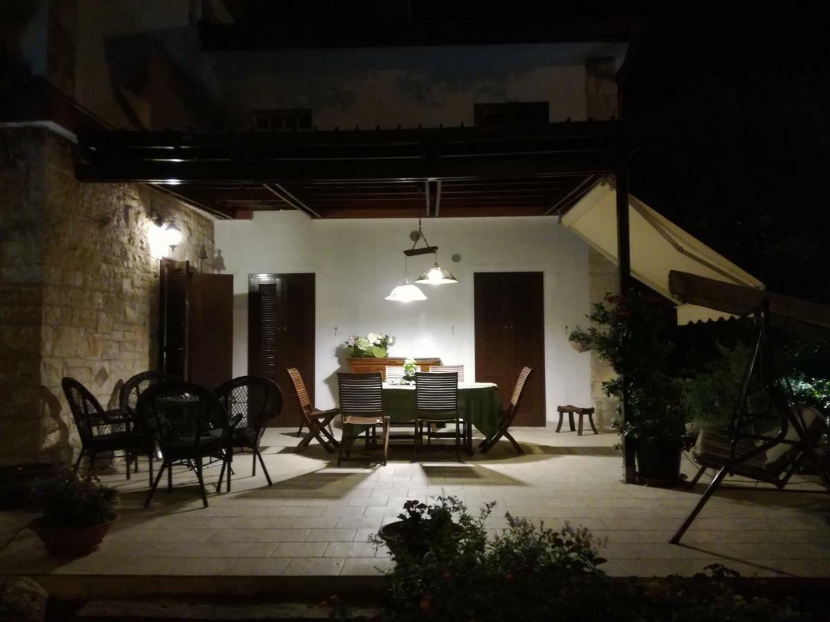 Villa Mariolina Guest House Бари Экстерьер фото