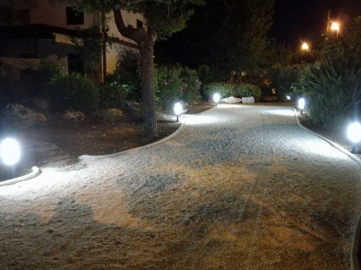 Villa Mariolina Guest House Бари Экстерьер фото