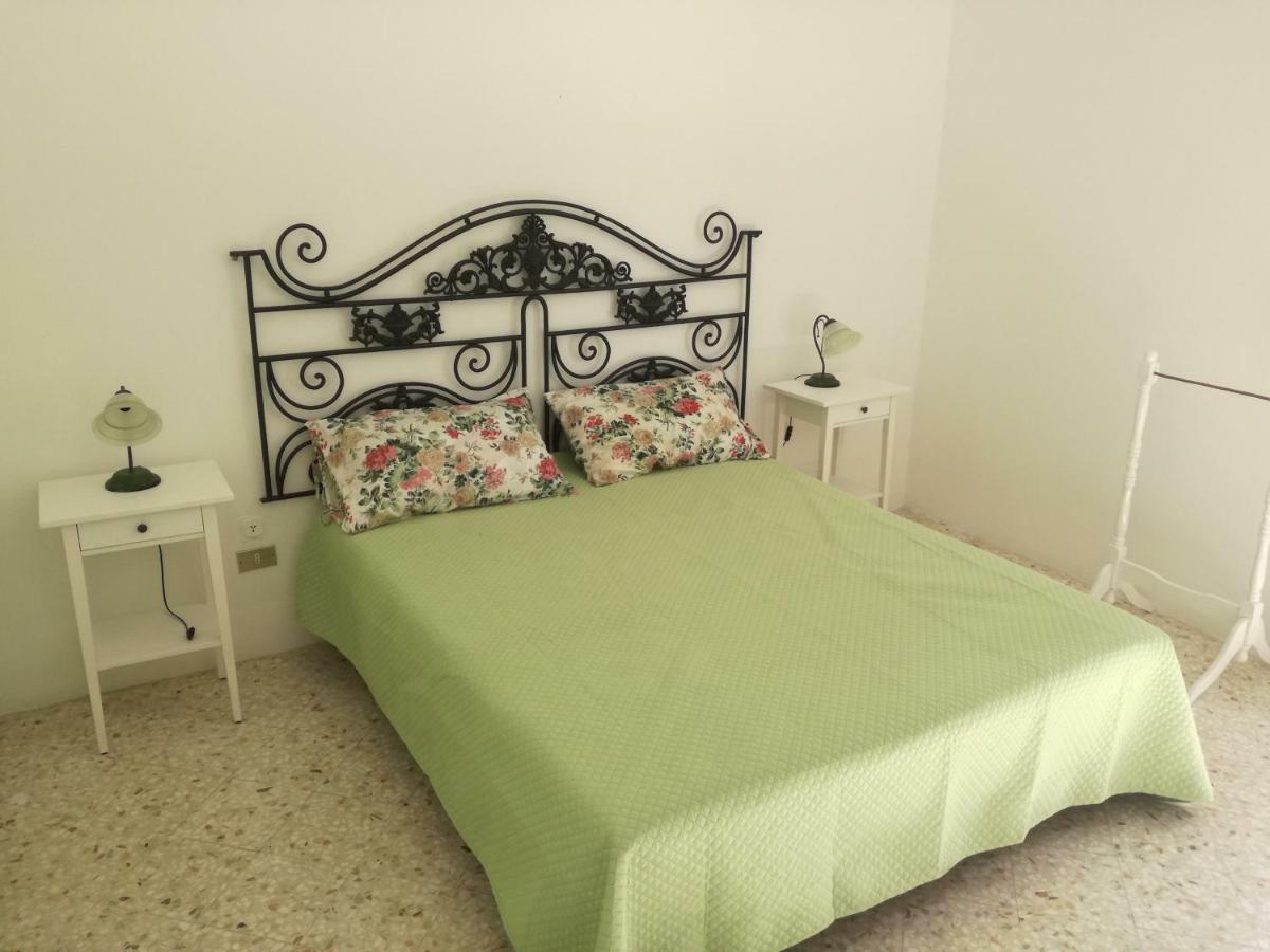 Villa Mariolina Guest House Бари Экстерьер фото