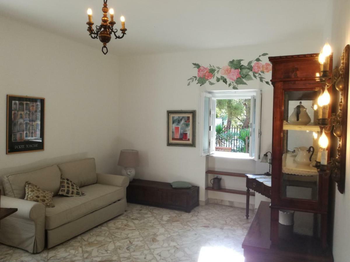 Villa Mariolina Guest House Бари Экстерьер фото
